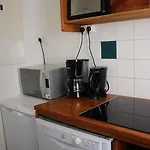 Goelia Les Rives De Saint Brice 3*