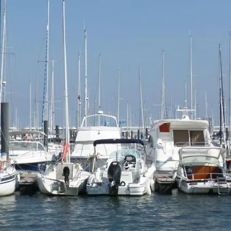 Semesterpark Goelia Les Rives De Saint Brice 3*