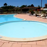 פארק נופש Goelia Les Rives De Saint Brice ארס