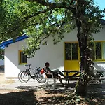 Tatil parkı Goelia Les Rives De Saint Brice 3*