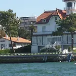 Goelia Les Rives De Saint Brice Tatil parkı