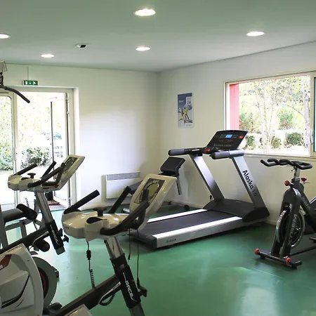 Goelia Les Rives De Saint Brice Vakantiepark 3*