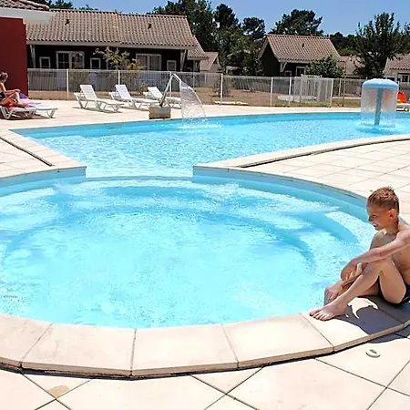 Résidence Néméa Les Rives De Saint Brice Village de vacances Ares