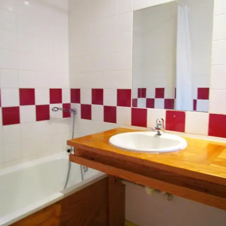 Vakantiepark Nemea Les Rives De Saint Brice 3*